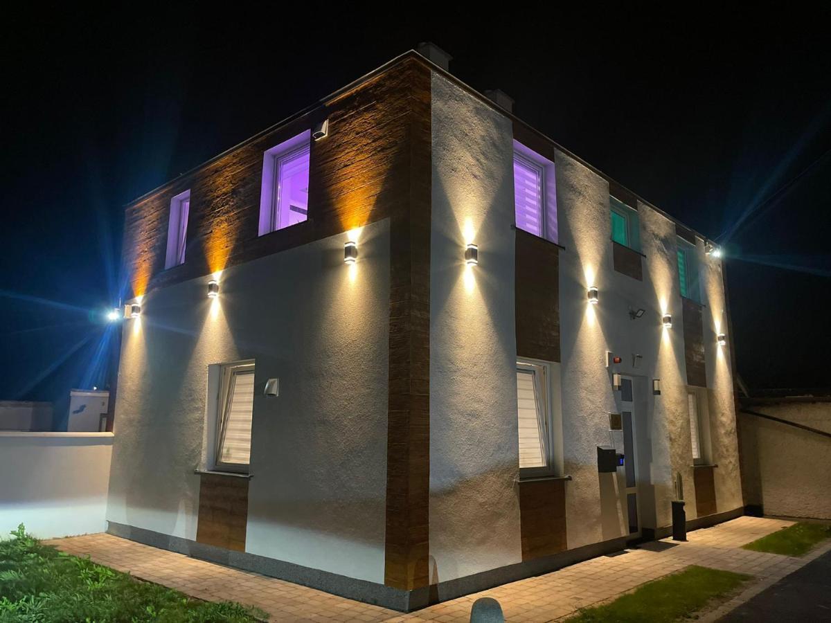#5 Tgha Luxury One Bedroom Apartment In Athlone Buitenkant foto